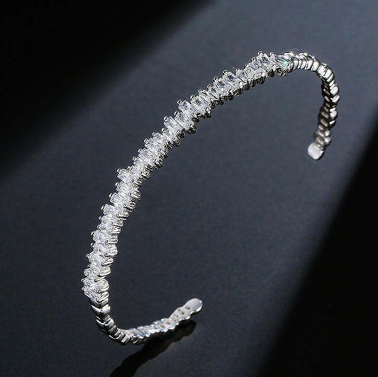 Luxury Micro-Inlaid Zircon Bracelet for Women
