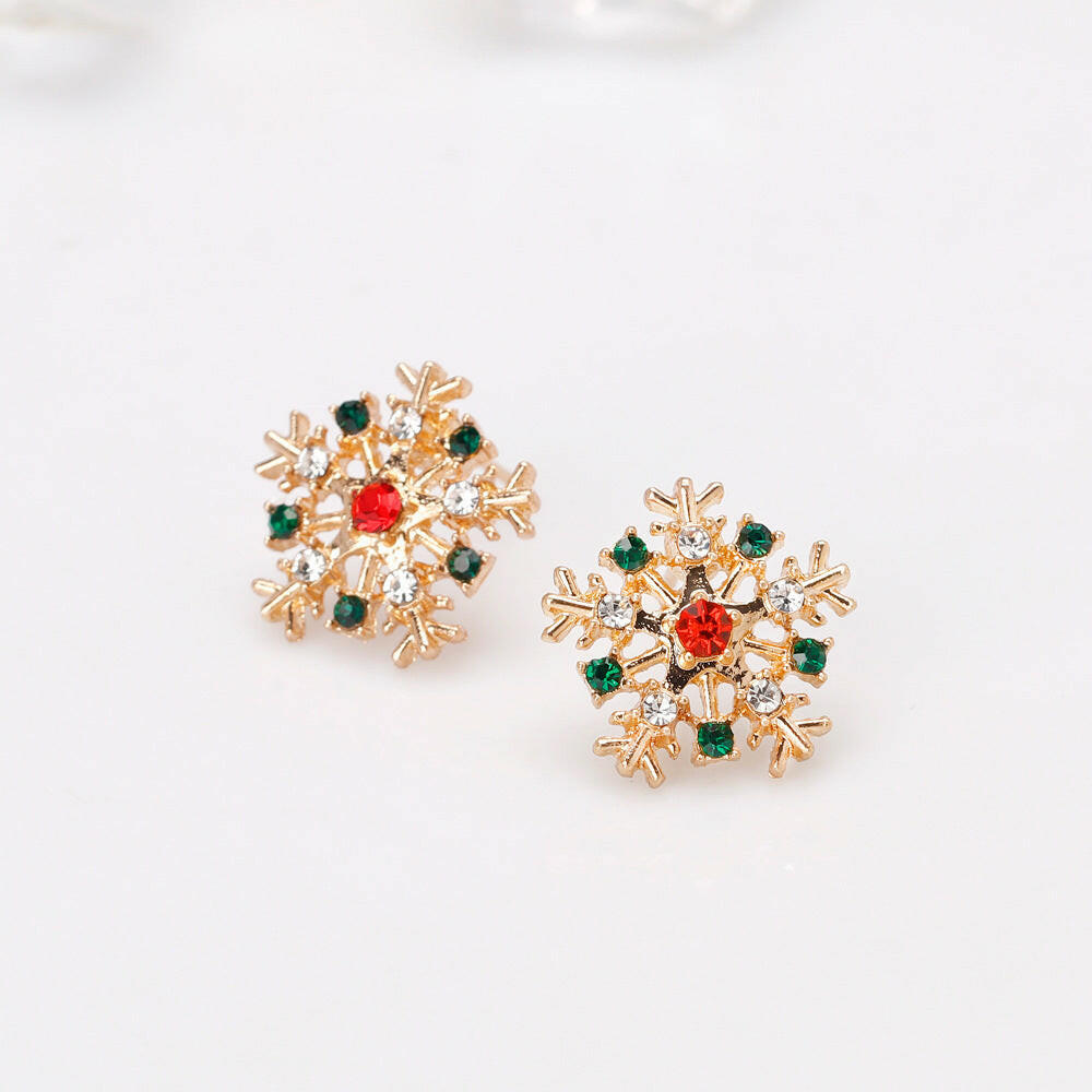Exquisite Diamond Earrings for Festive Elegance