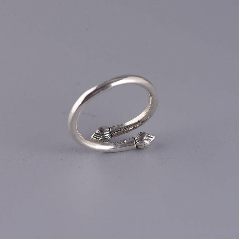 Vintage Charm Feather Ring in Silver