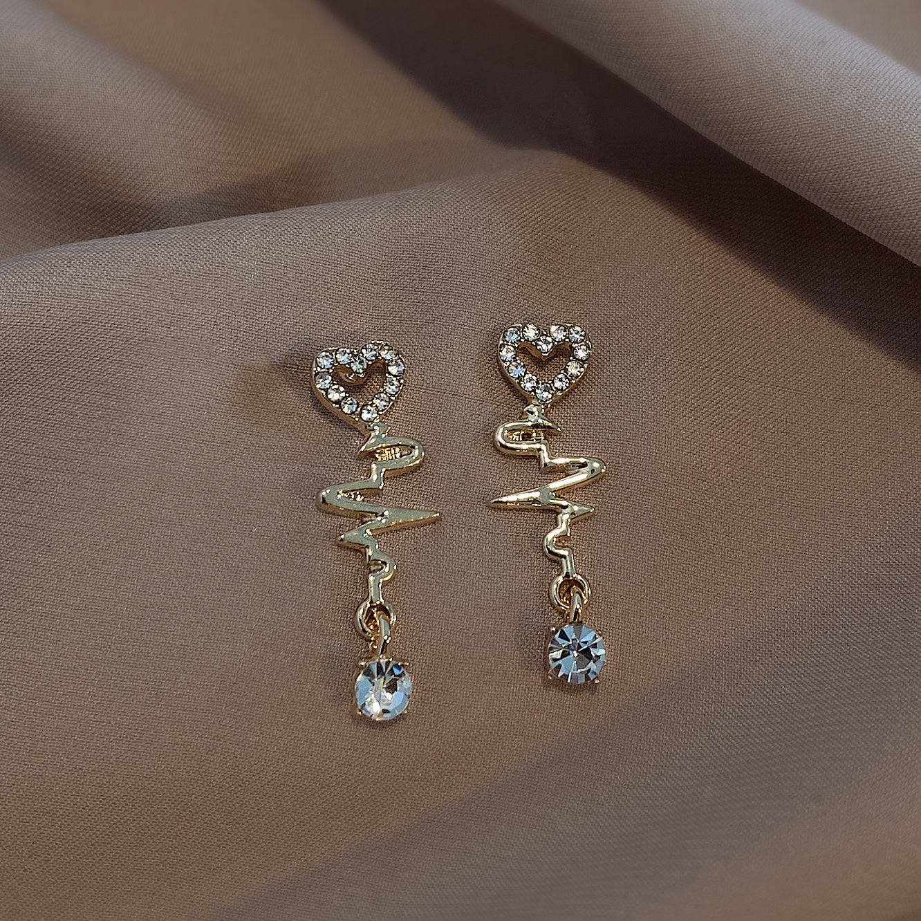 Personalized Women’s Net Red Earrings 60style Earrings