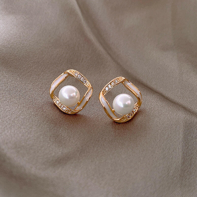 Personalized Women’s Net Red Earrings 9style Earrings