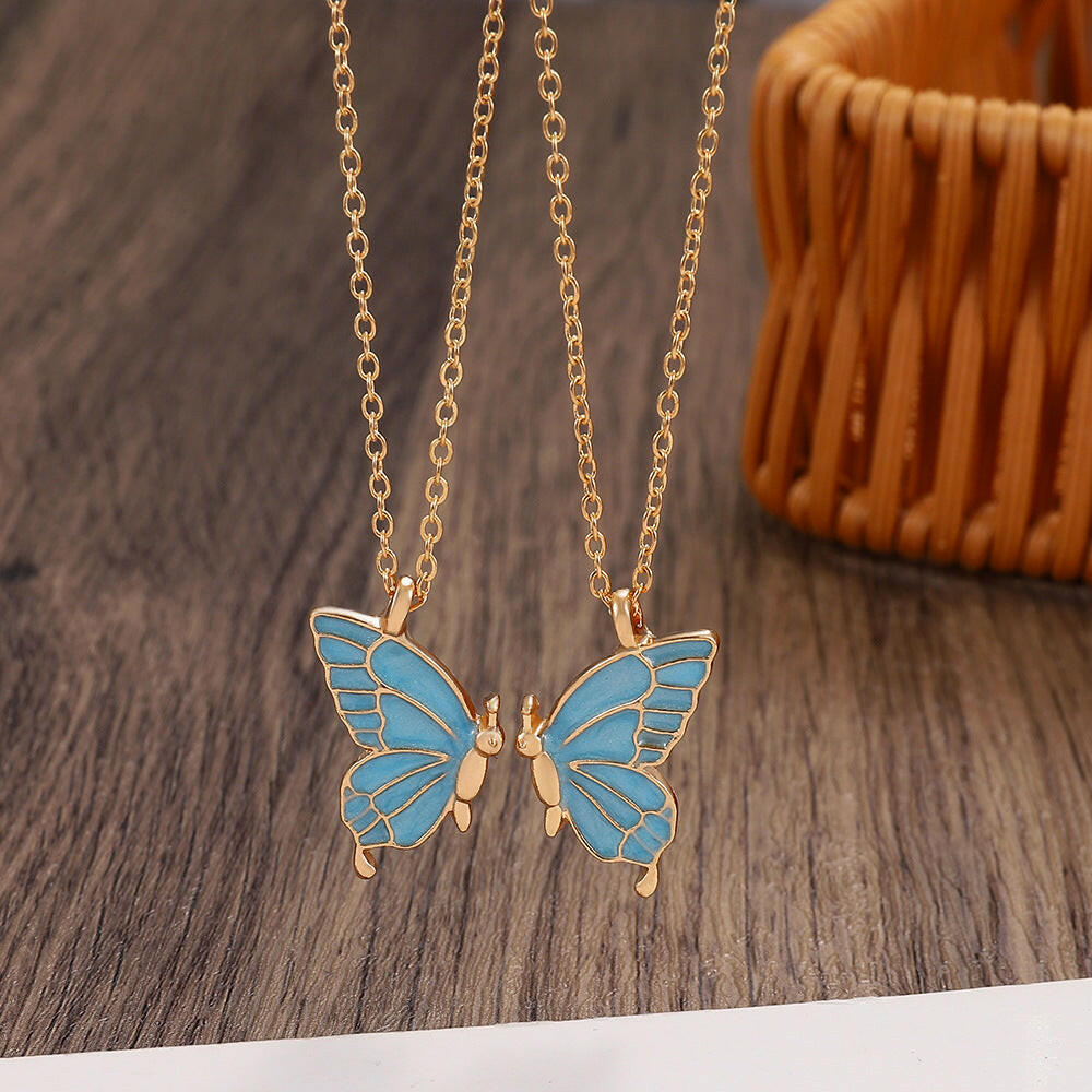 2pcs Geometric Butterfly Necklace Set