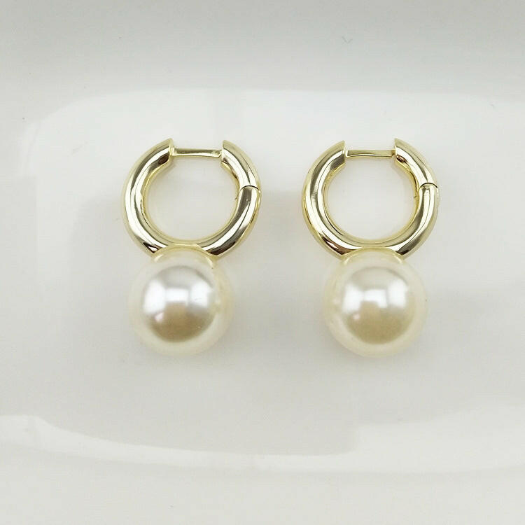 Brass Glass Pearl U-Shaped Earrings White beads