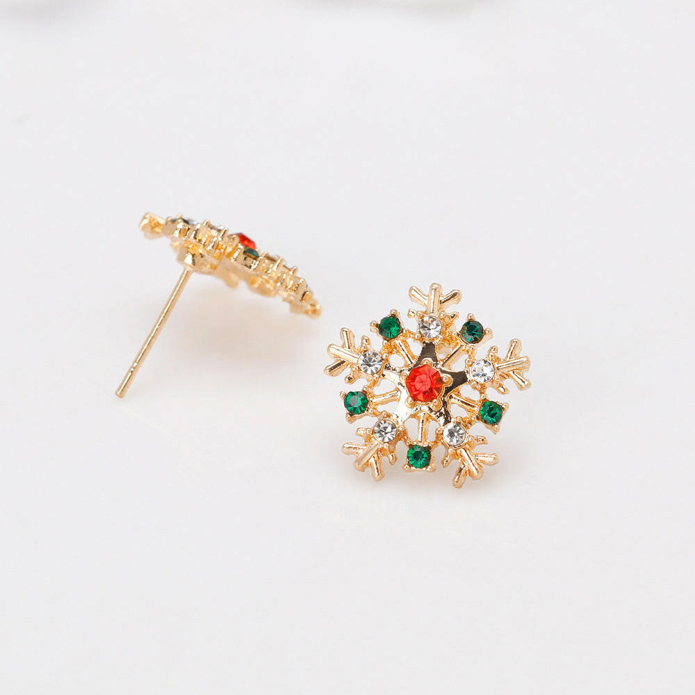 Exquisite Diamond Earrings for Festive Elegance