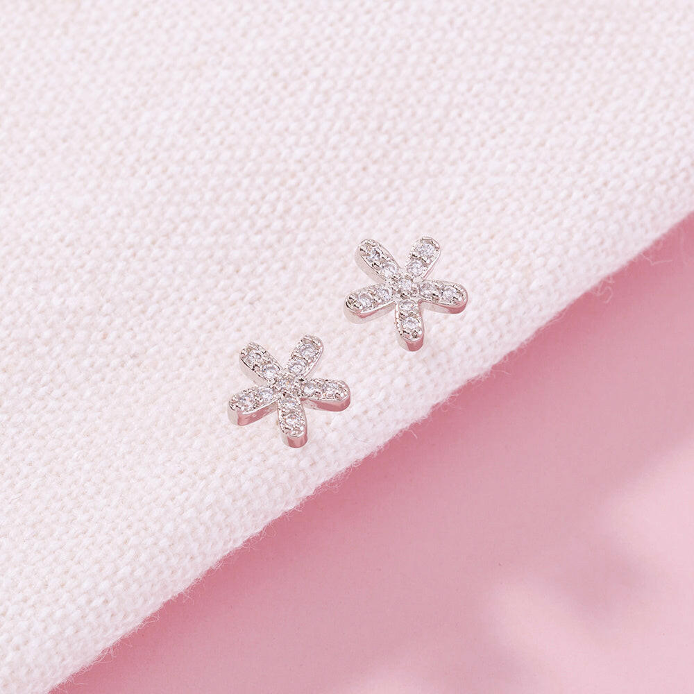 Elegant V Diamond Mini Earrings for Everyday Wear