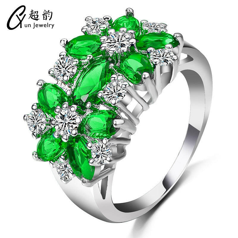 Floral Elegance Wedding Ring - Nature-Inspired Design Emerald