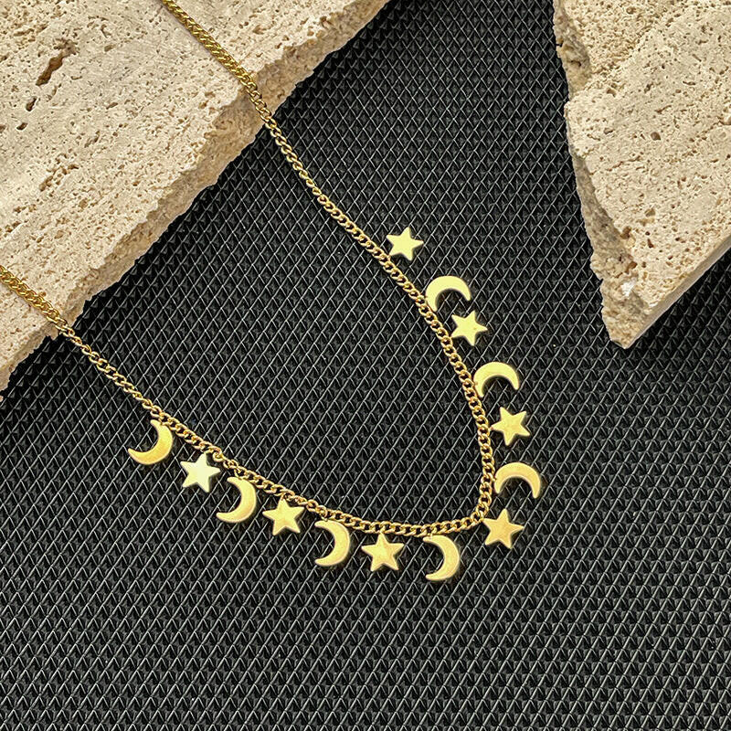 Luxury Retro Star Moon Light Tassel Necklace Gold