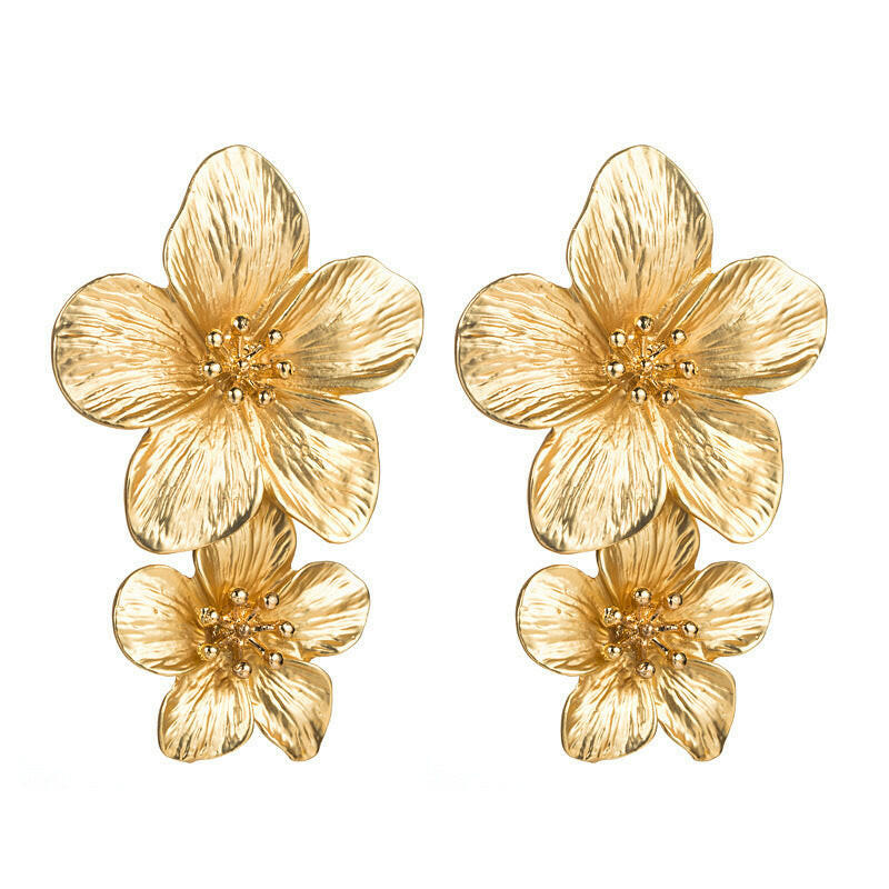 Golden Flower Earrings - Elegant Statement Jewelry Gold