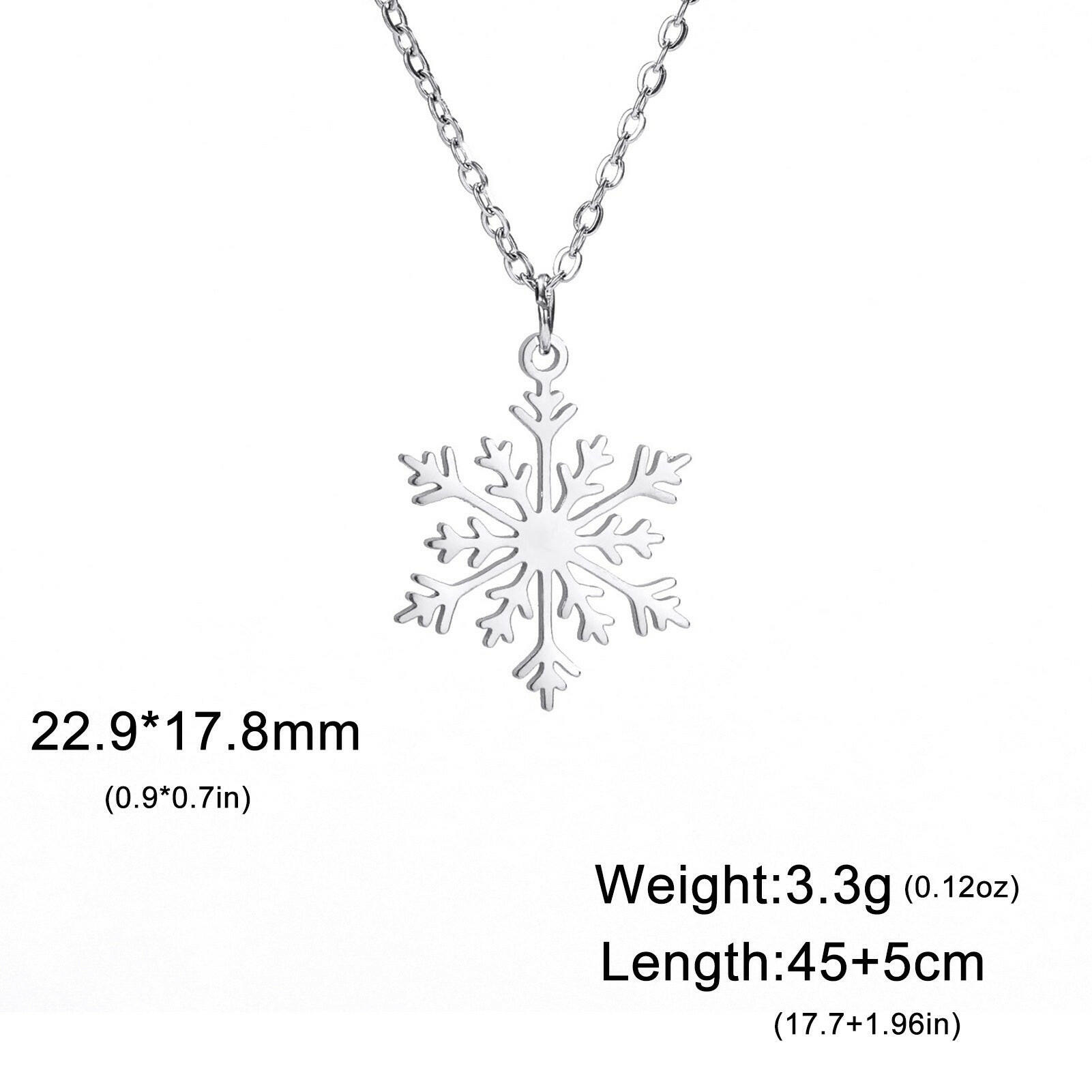 Elegant Women's Snowflake Pendant Necklace