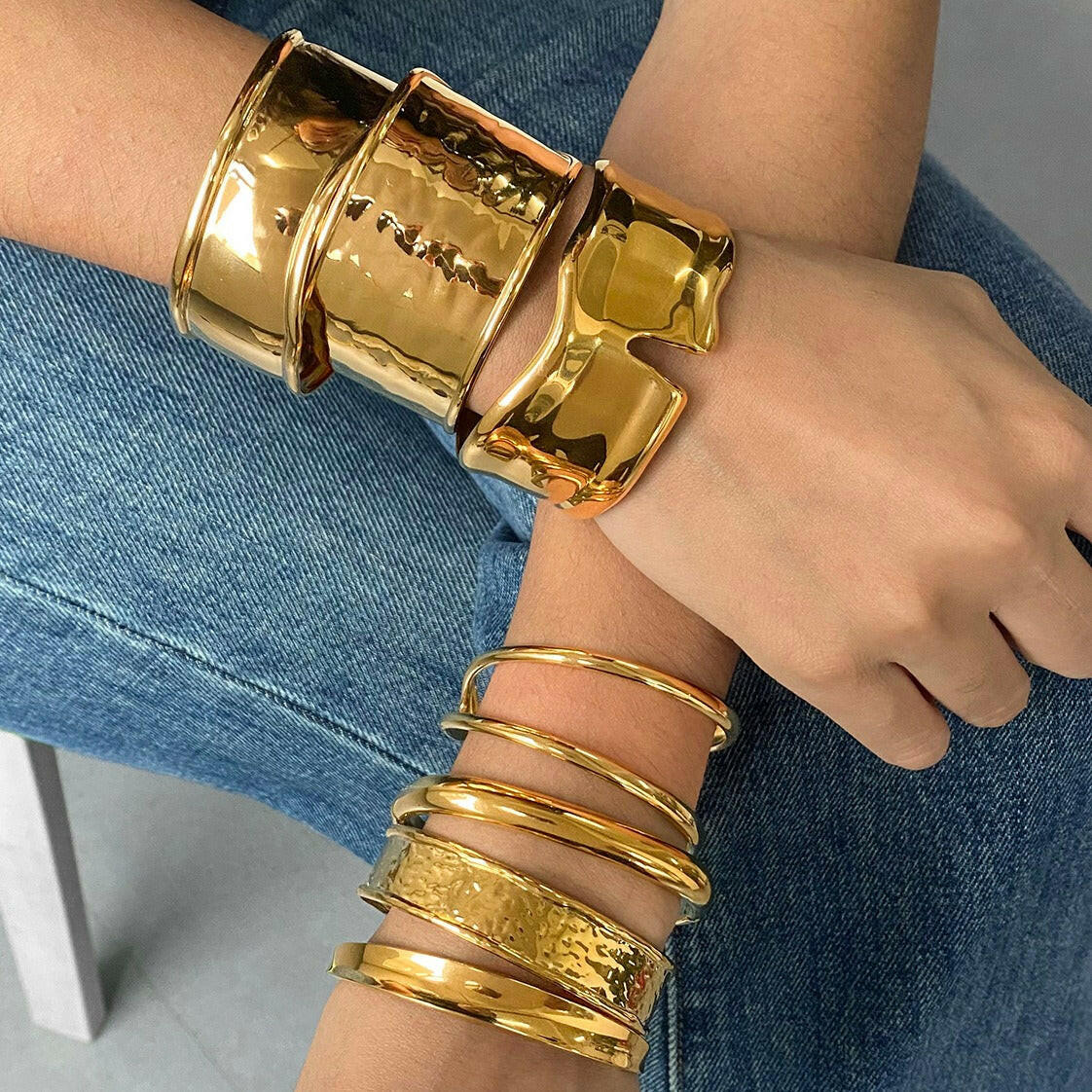 18K Gold Geometric Wide Surface Textured Bracelet