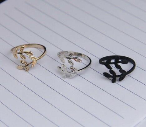 Adjustable Leaf Ring Set - Stylish Nature-Inspired Jewelry Silver
