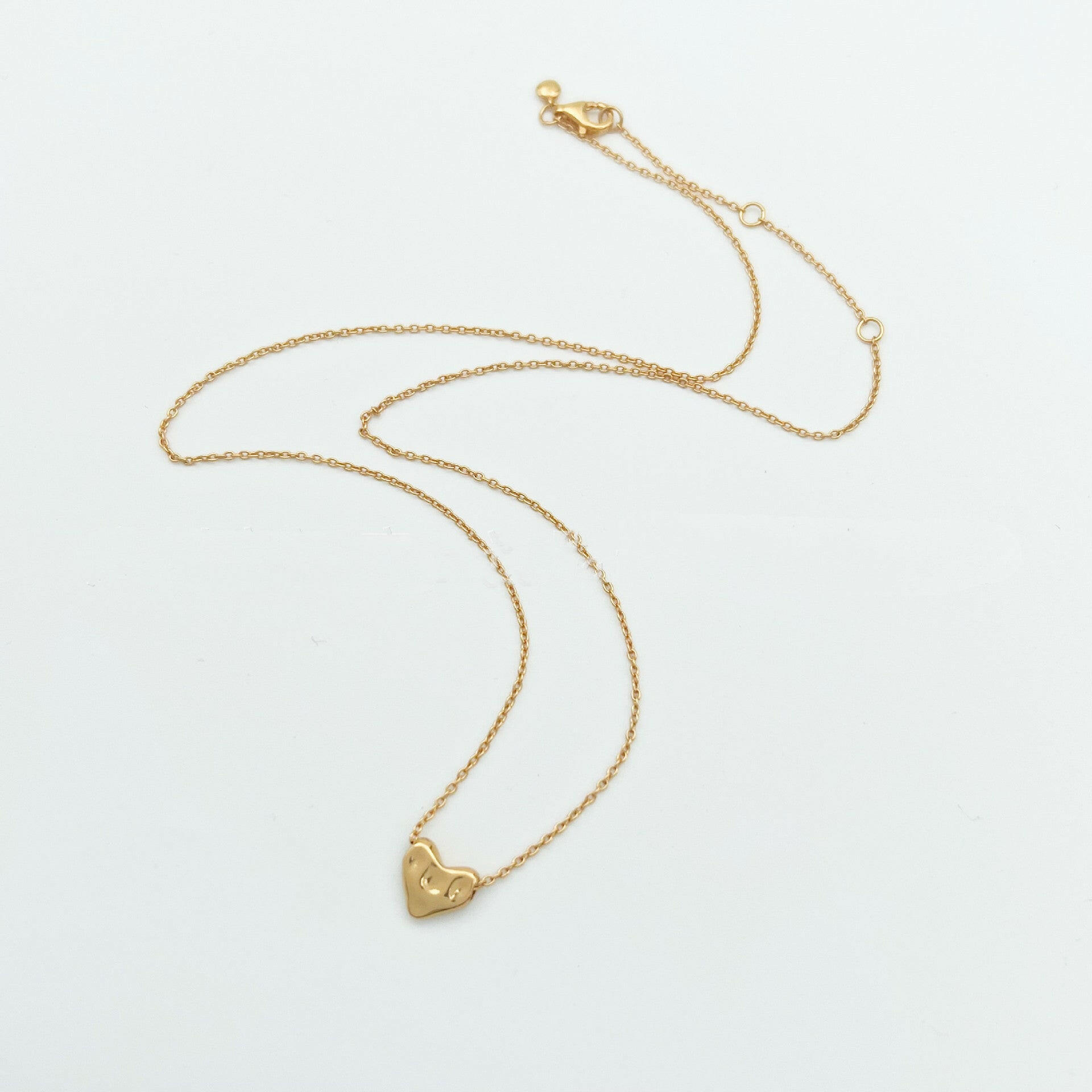 Flowing Heart-Shaped Sterling Silver Necklace Gold 925 Silver