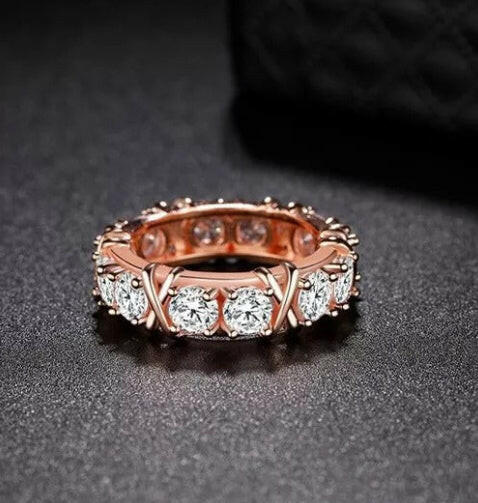 Shiny Luxe Geometric Ring for Women Rose Gold