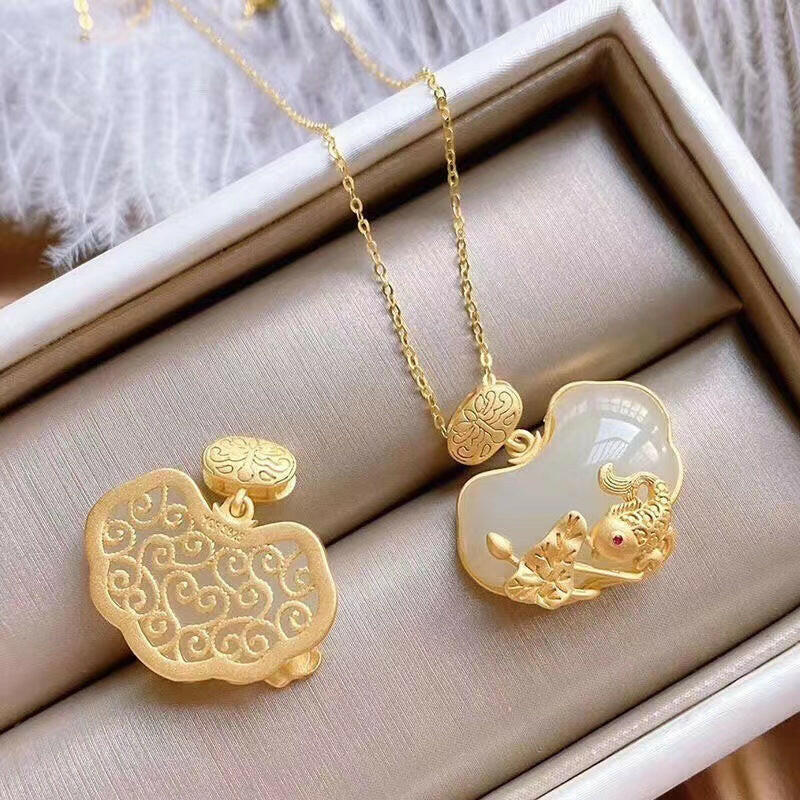 Light Luxury Retro Carp Lotus Pendant Necklace