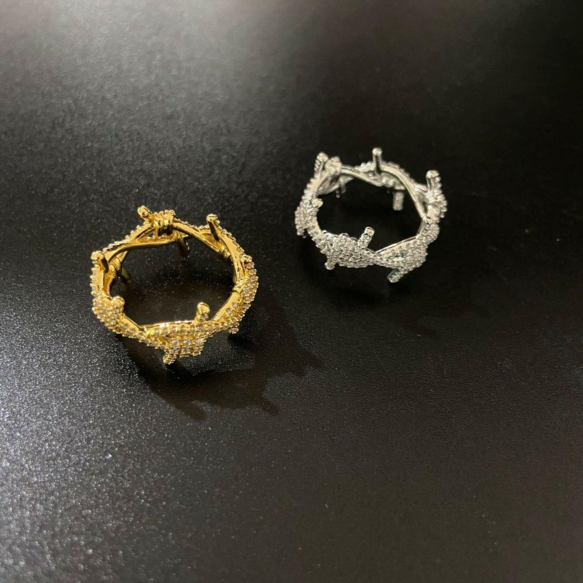 Jeweleze Trendy Gold-Plated Women's Ring - Unique Design